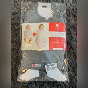 NWT EMBE two way swaddle 0-3 months